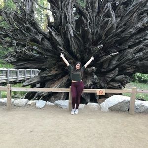 Meet your Posher, Regina